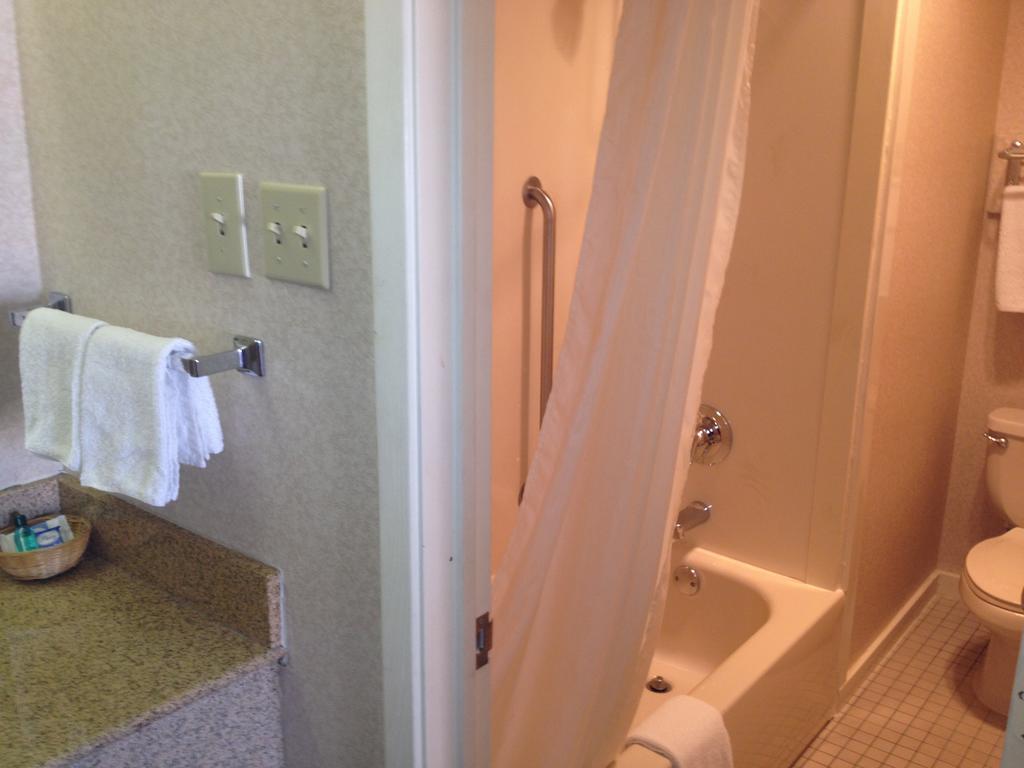 Americas Best Value Inn And Suites Desoto Exterior foto